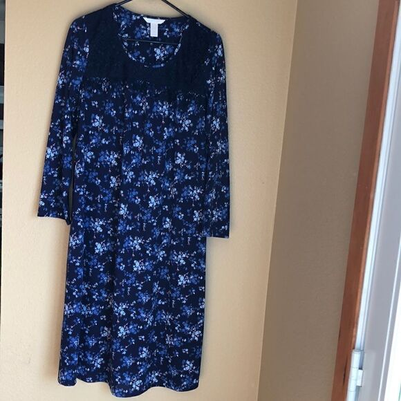 Adonna nightgown long sleeve, gorgeous lace trim deep blue floral print PS - Picture 1 of 7